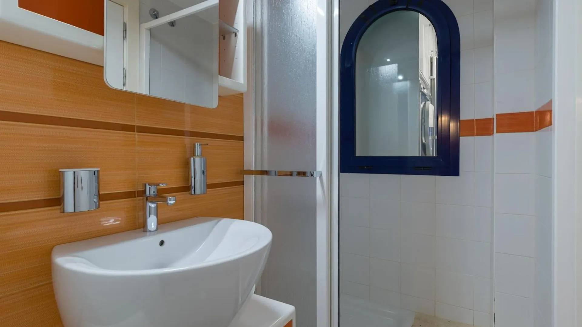 Meloneras Bay Suites 0*,  España
