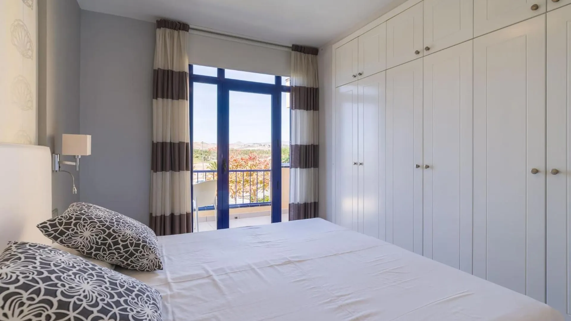 Meloneras Bay Suites 0*,